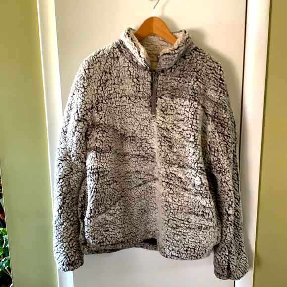 Altar’d state, color is slat and pepper - Picture 1 of 5